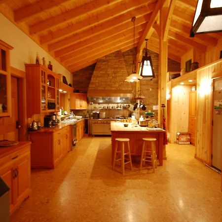 Bear Claw Lodge Kispiox Kültér fotó